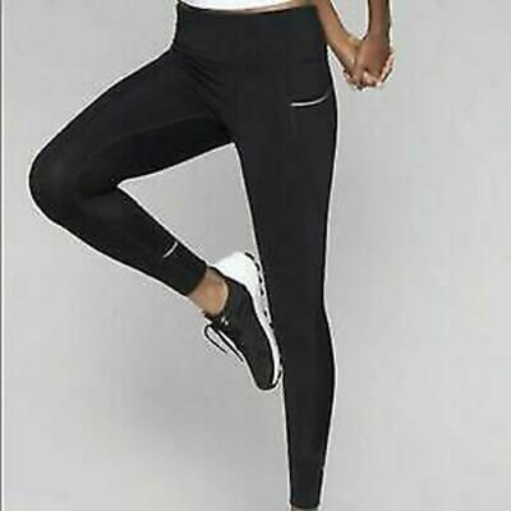 Athleta Relay Tight Jogger Leggings Black size XS